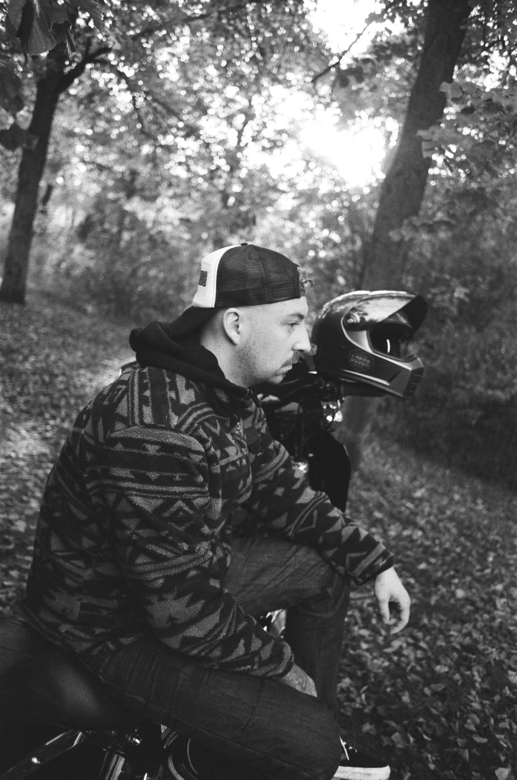 SVÆN.IO Analoges Motorrad-Shooting mit Jonas und seiner Harley Davidson