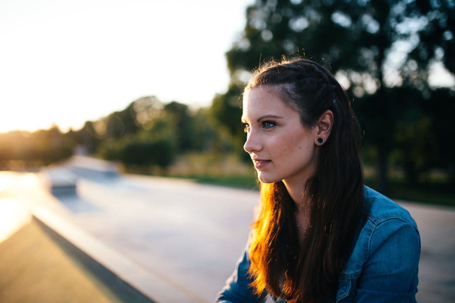 SVÆN.IO People-Fotografie Sommer Lifestyle Shooting in Wolfsburg mit Vivi 16